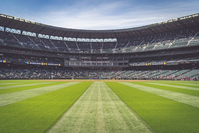 [Sejarah Gelora Bung Tomo Surabaya] Foto hanya ilustrasi, bukan tempat sebenarnya. Sumber: unsplash/Jordan Rowland