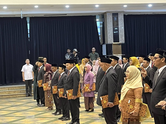 Menteri Kebudayaan (Menbud), Fadli Zon melantik sejumlah pejabat Kementerian Kebudayaan, di Gedung A Komplek Kemendikbudristek, Jakarta Pusat, Rabu (8/1/2025). Foto: Alya Zahra/kumparan 