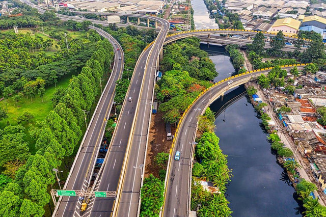 Ilustrasi Sejarah Jalan Raya Bogor dan Fakta Menariknya, Foto: Pexels/Tom Fisk