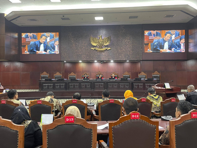 Sidang sengketa Pilkada 2024 hari kedua di Ruang Sidang Panel I, Gedung MK, Jakarta, Kamis (9/1/2025).  Foto: Fadhil Pramudya/kumparan