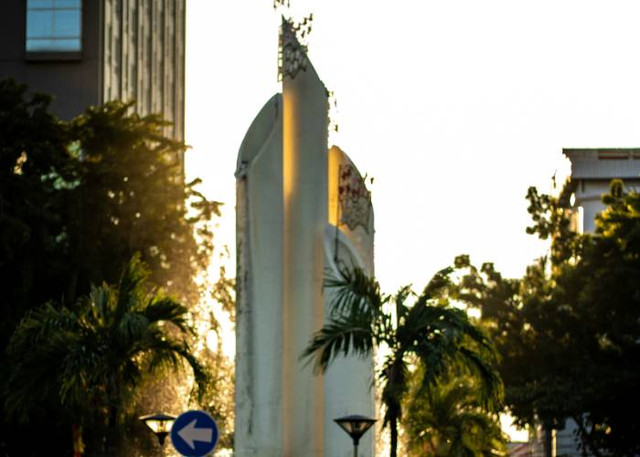 Ilustrasi Sejarah Monumen Bambu Runcing, Unsplash/Hobi industri