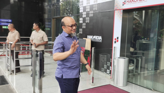 Eks penyidik KPK Novel Baswedan mendatangi Gedung Merah Putih KPK, Jakarta Selatan, Kamis (9/1/2025). Foto: Jonathan Devin/kumparan