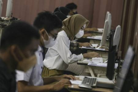 Seleksi Nasional Penerimaan Mahasiswa Baru adalah sistem seleksi yang digunakan untuk menjaring calon mahasiswa yang ingin masuk PTN. Foto: Indonesia.go.id