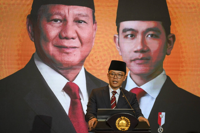 Menteri Luar Negeri Sugiono memberikan pemaparan saat Pernyataan Pers Tahunan Menteri Luar Negeri (PPTM) di Gedung Kementerian Luar Negeri, Jakarta, (10/1/2025). Foto: Muhammad Ramdan/ANTARA FOTO