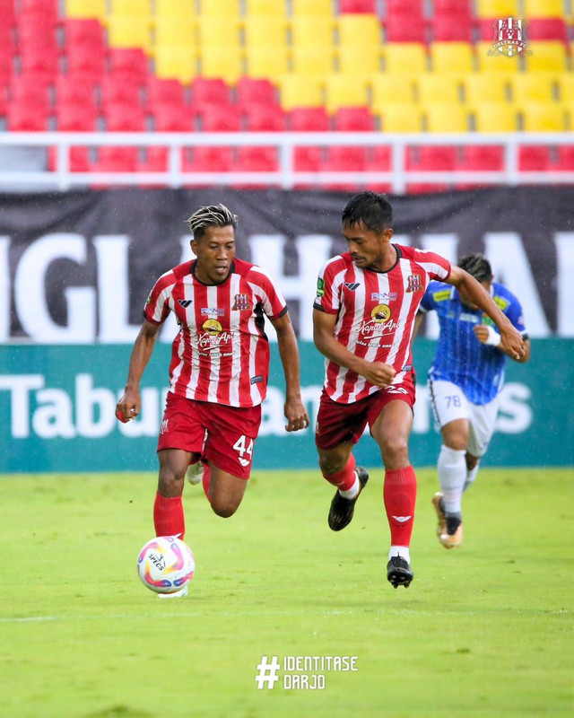 Deltras FC vs Persibo Bojonegoro dalam lanjutan Liga 2 2024/25 di Stadion Gelora Delta Sidoarjo, Sabtu (11/1).  Foto: Instagram/@deltras.official