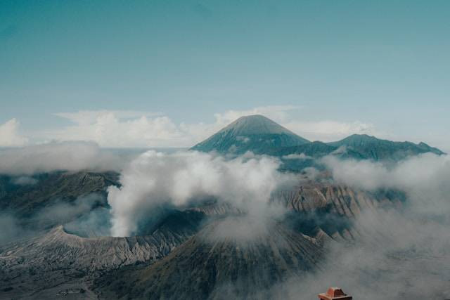 Gunung Ungaran Berapa MDPL. Foto hanyalah ilustrasi, bukan tempat yang sebenarnya. Sumber: Unsplash/Riduwan Gustama