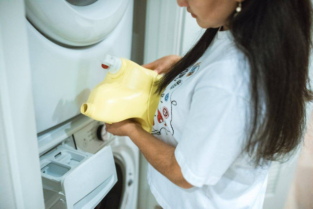 Laundry Koin Solo, Foto Hanya Ilustrasi, Bukan Gambar Sebenarnya, Sumber Foto: Pexels/RDNE Stock Studio