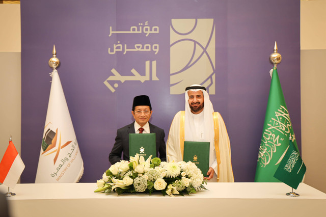  Menteri Agama Nasaruddin Umar dan Menteri Haji dan Umrah Arab Saudi Tawfiq F. Al-Rabiah, di Jeddah. Foto: Dok. Istimewa