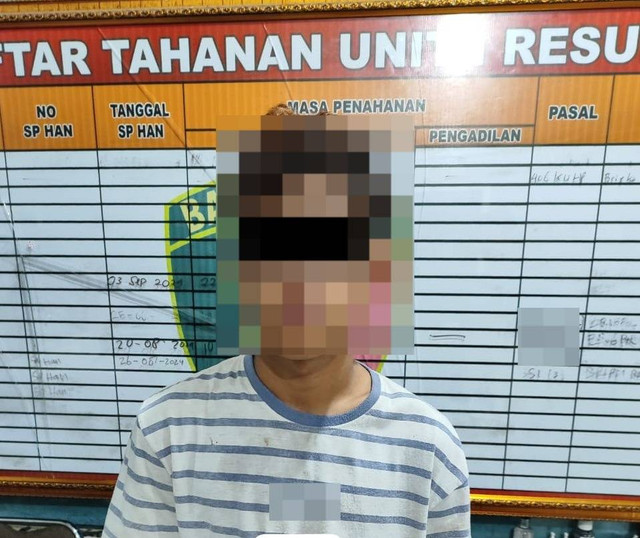 Pelaku pembunuhan yang berhasil ditangkap. | Foto: Dok Humas Polres Way Kanan