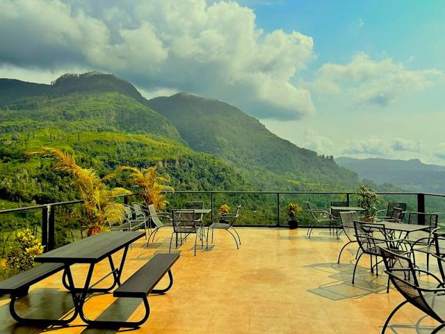 Tempat makan di Puncak instagramable. Foto hanyalah ilustrasi, bukan tempat yang sebenarnya. Sumber: Unsplash/Pubs Abayasiri