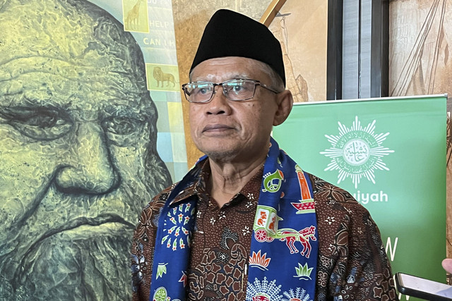 Ketua Pimpinan Pusat Muhammadiyah Haedar Nashir usai menghadiri Pembukaan Tanwir I Aisyiyah, di Hotel Tavia Heritage, Jakarta Pusat, Rabu (15/1/2025). Foto: Alya Zahra/kumparan 