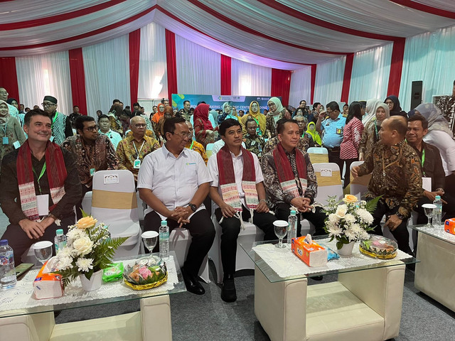 Wamenkes RI Dante Saksono di acara Groundbreaking Oncology Center Building di RS Adam Malik pada Kamis (16/1). Foto: Tri Vosa/kumparan