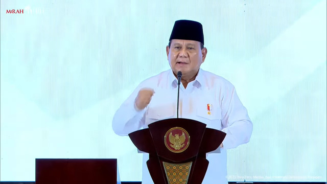 Presiden Prabowo Subianto hadiri Munas Konsolidasi Persatuan Kadin Indonesia di Jakarta, Kamis (16/1/2025). Foto: YouTube/ Sekretariat Presiden