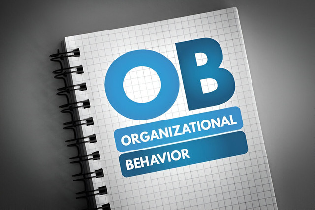 Ilustrasi Perilaku Organisasi (https://www.shutterstock.com/id/image-photo/ob-organizational-behavior-academic-study-how-2094766303)