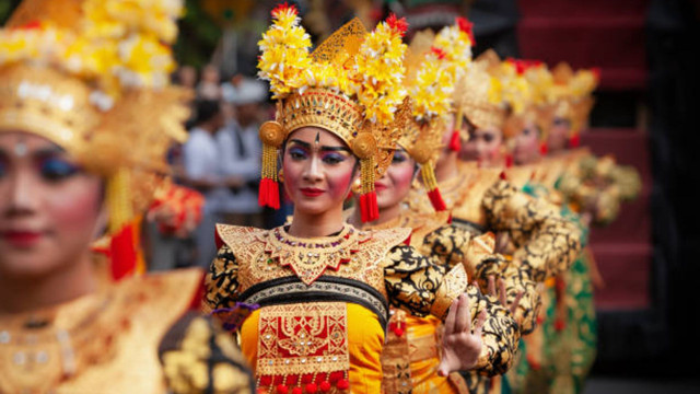 Ilustrasi kolaborasi budaya Indonesia. Foto: iStock   