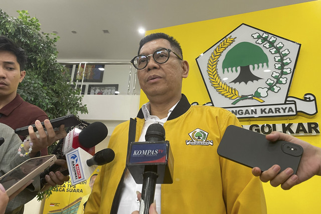 Waketum Golkar Adies Kadir saat diwawancarai wartawan di Kantor DPP Golkar, Jakarta Barat, Jumat (17/1/2025). Foto: Fadhil Pramudya/kumparan