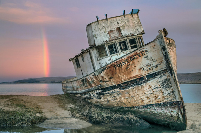 Ringkasan Novel Laskar Pelangi. Foto: Pexels/Stephen Leonardi