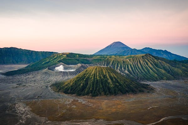 Ilustrasi Luas Pulau Jawa Berapa Hektar, Foto: Pexels/rizknas