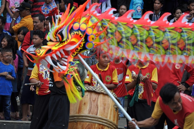 Festival Cap Go Meh Singkawang. Foto hanya ilustrasi, bukan festival yang sebenarnya. Sumber: Unsplash/Donny Haryadi