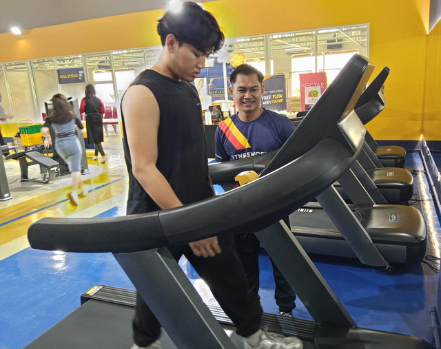 Pemakaian treadmill perlu kehati-hatian, tak terkecuali soal peletakannya dalam sebuah ruangan gym yang juga tak bisa sembarangan. Foto: Masruroh/Basra