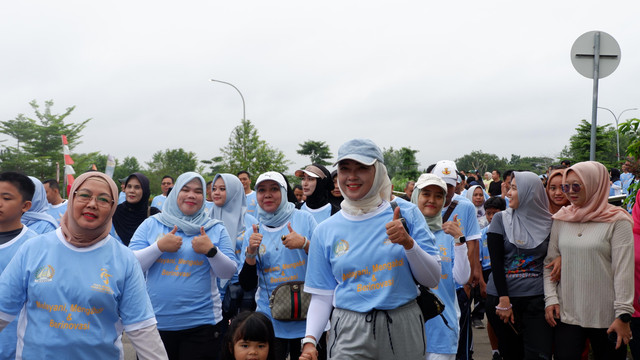 Rayakan Hari Bhakti Imigrasi ke-75, LPP Palembang Ikuti FUNWALK dan Senam Sehat