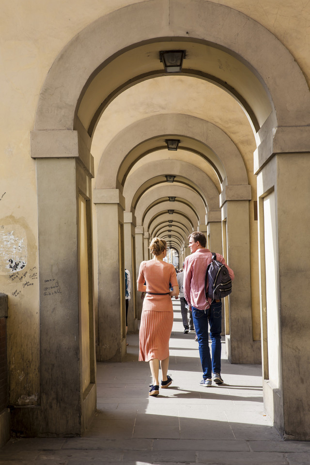 Koridor Vasari di Florence, Italia yang dibangun sekitar tahun 1565 dibuka untuk umum. Foto: Anamaria Mejia/Shutterstock