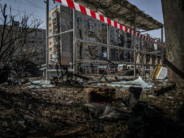 Foto bangunan setelah ledakan di Kyiv. Source: Pexels.com