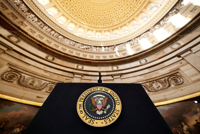 Suasana jelang pelantikan Presiden dan Wakil Presiden Amerika Serikat di Rotunda Gedung Capitol, Washington, DC, Amerika Serikat, Senin (20/1/2025). Foto: Chip Somodevilla/Pool via REUTERS