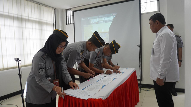 Ditjenpas Jateng Teken Pencanangan Pakta Integritas dan Perjanjian Kinerja