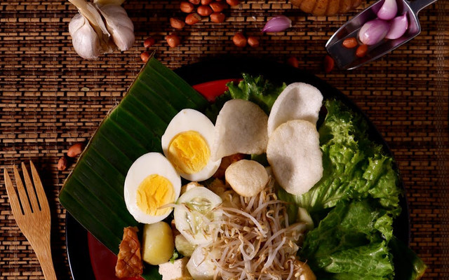 Rekomendasi Gado-Gadi di Malang. Foto hanya ilustrasi, bukan tempat sebenarnya. Sumber: pexels.com/Ida Rizkha