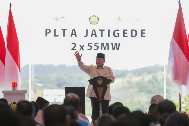 Prabowo Subianto saat meresmikan PLTA Jatigede, Sumedang, Senin (20/10/2025). Foto: Dok. PLN