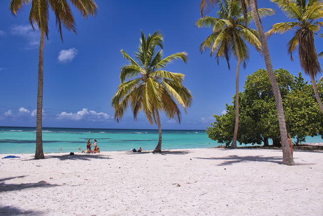 Pantai Ngudel, Foto Hanya Ilustrasi, Bukan Gambar Sebenarnya, Sumber Foto: Pixabay/Luzt Dieckamnn