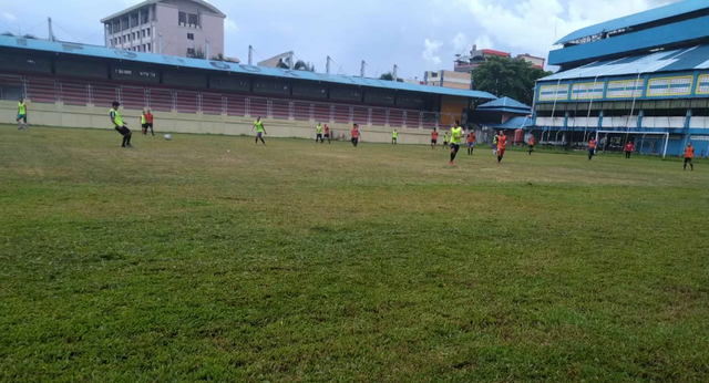 Lapangan PSP Pontianak. PSSI dorong Pemkot untuk berikan akses pengelolaan lapangan bola yang ada di Pontianak. Foto: Dok. Istimewa