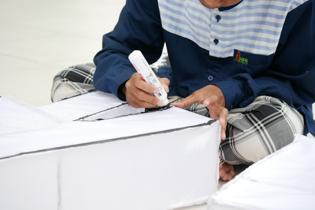 Doa Anak Sholeh dan Penurut. Foto Hanya Ilustrasi. Sumber Foto: Unsplash.com/Masjid Pogung Raya