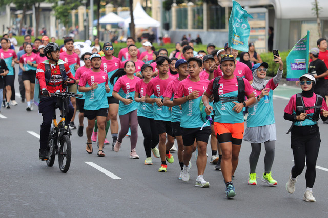 Potret keseruan Fun Run edisi ulang tahun kumparan ke-8, Minggu (19/1/2025). Foto: kumparan