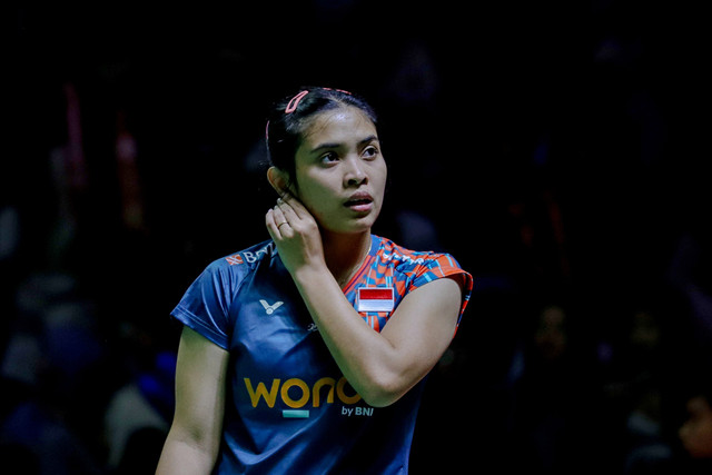 Tunggal putri Indonesia Gregoria Mariska Tunjung saat melawan wakil India Anupama Upadhyaya pada pertandingan Daihatsu Indonesia Masters 2025 di Istora Senayan, Jakarta, Rabu (22/1/2025). Foto: Jamal Ramadhan/kumparan