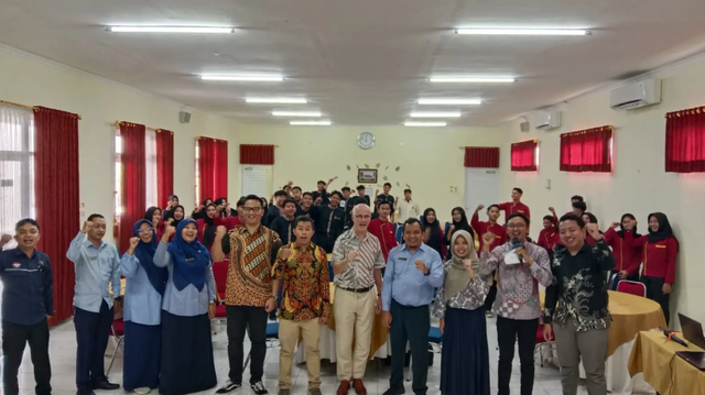 SMK Muhammadiyah 1 Moyudan Fokus pada Bahasa Asing di Sektor Perhotelan