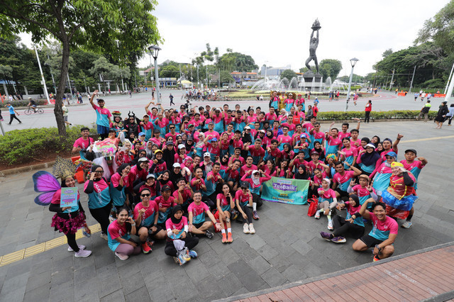 Fun Run komunitas teman kumparan Running Club dalam rangka merayakan ulang tahun kumparan ke-8. Foto: kumparan