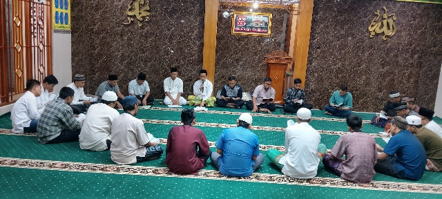 PENUHI KEBUTUHAN ROHANI LAPAS KLATEN GELAR YASINAN DAN TAHLILAN MALAM JUMAT