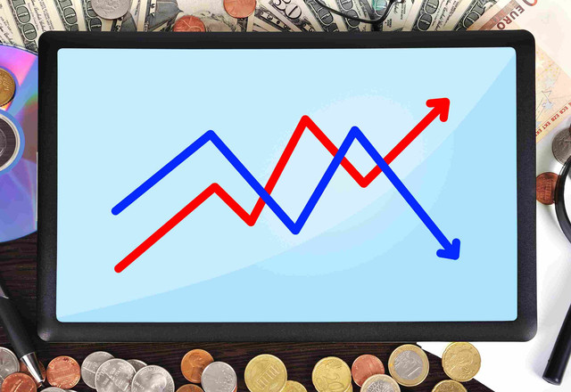 Investasi Chart, sumber (Freepik)