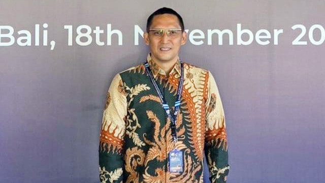 Dekan Fakultas Ekonomi dan Bisnis Unima, Dr Joseph Philip Kambey SEAk MBA. (foto: istimewa)