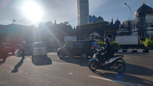 Lalu lintas jalur Puncak, Bogor, Jabar, Sabtu (25/1) pagi. Dok. Istimewa