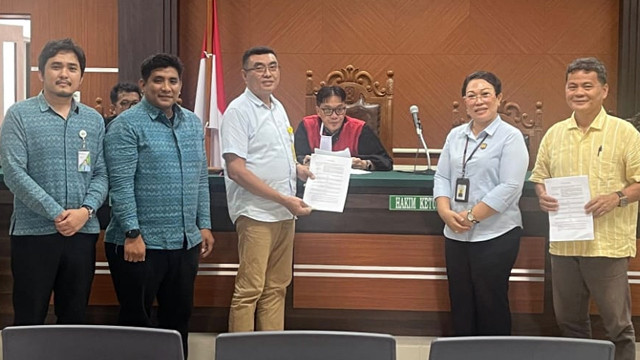 Pihak BPJS Ketenagakerjaan dan Universitas yang digugat bersepakat di Pengadilan Negeri Manado. (foto: dokumen istimewa)