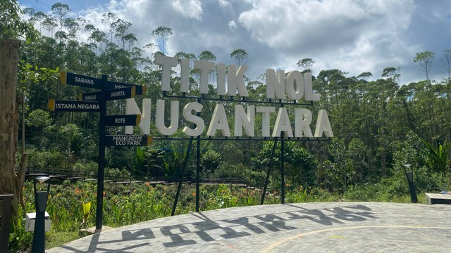 Titik Nol Nusantara di Ibu Kota Nusantara (IKN). Seorang ASN sebut takut pindah ke IKN karena pernah alami santet saat suaminya bertugas di Pontianak. Foto: Alfadillah/kumparan