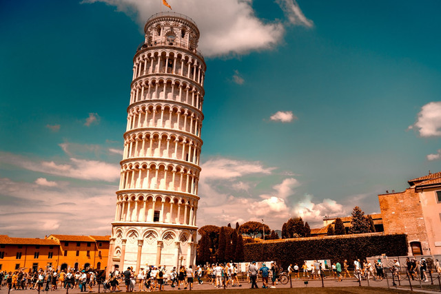 Ilustrasi Sejarah Menara Pisa, Foto: Unsplash/Heidi Kaden