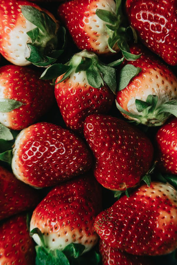 Ilustrasi buah strawberry. sumber foto: pexels.