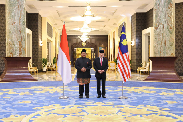 Presiden Prabowo Subiantio disambut upacara Kenegaraan oleh Raja Malaysia Yang Dipertuan Agong Malaysia Sultan Ibrahim Ibni Sultan Iskandar di Istana Negara Malaysia, Senin (27/1/2025). Foto: Tim Media Prabowo Subianto