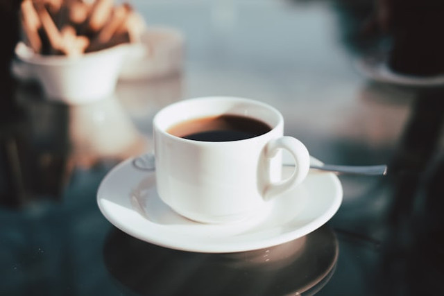 Kopi enak di Bandung. Foto adalah ilustrasi bukan sebenarnya. Sumber: Unsplash/Emre