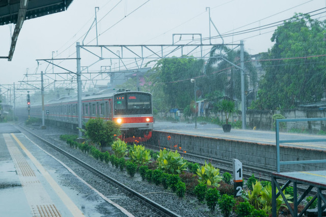 Ilustrasi sejarah jalur kereta jakarta bogor. Pexels/ERFIN EKARANA