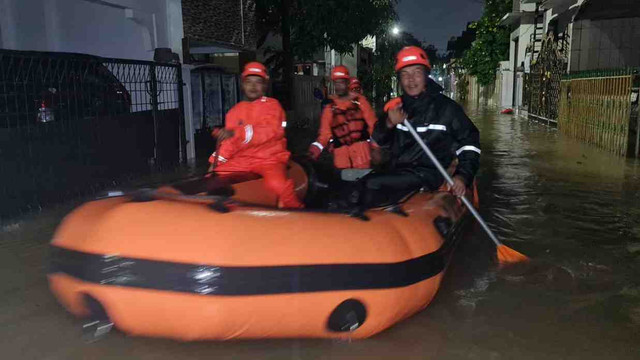 Banjir di Jalan Cempaka, Kelurahan Cakung Timur, Jakarta Timur, Selasa (28/1/2025). Foto: Dok. Istimewa